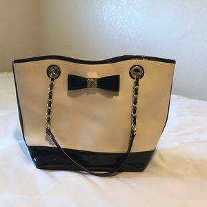 Anne Klein cream bag